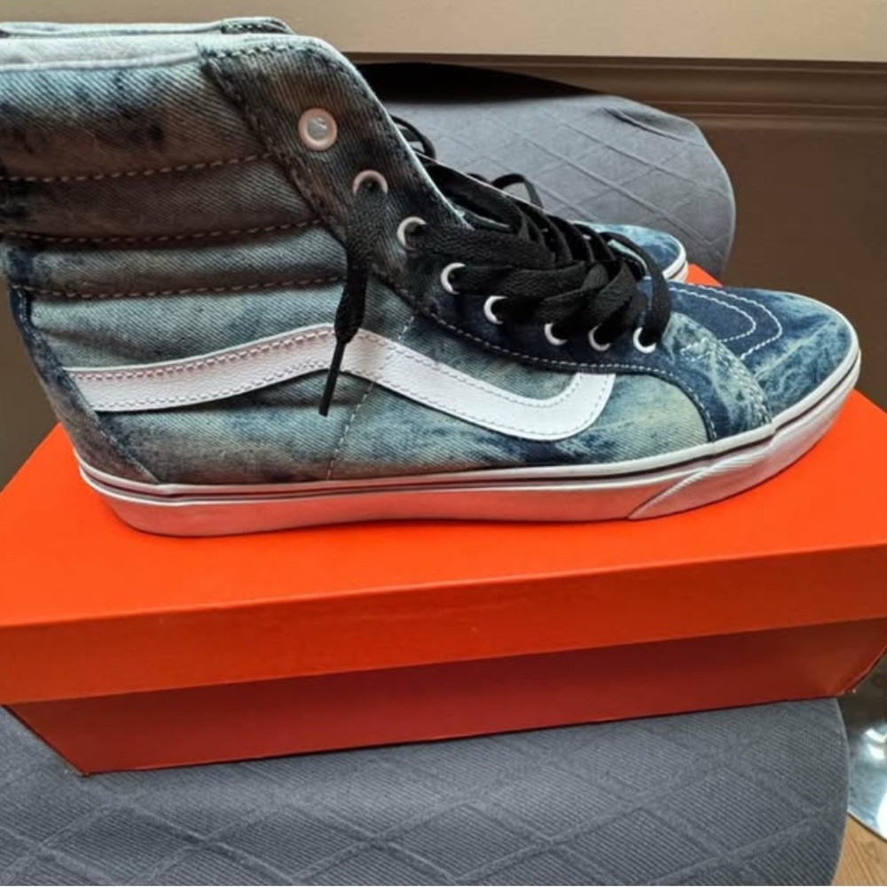 Vans High-Top Sneakers in Blue and White - Picture 2 of 2